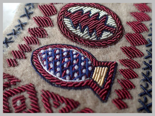 Hand Made Embroidery Designs Patches , Military Uniforms Emboired Patc
